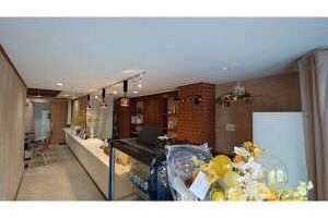 コリアタウンすぐだけどほっとできる隠れ家店。居抜きだから始めやすい路面です(/・ω・)/