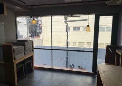ミナミのカフェ居抜きで、理想のお店をスピードスタート(*’▽’)