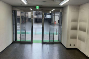 通り沿いで見つけてもらえるヽ(^o^)丿上町筋に面した路面テナント募集スタート！