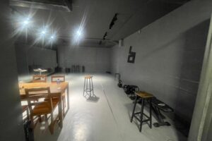 “隠れ家的”だからこそハマル。専用入口から特別感があふれ出すダンス教室跡(^^)/