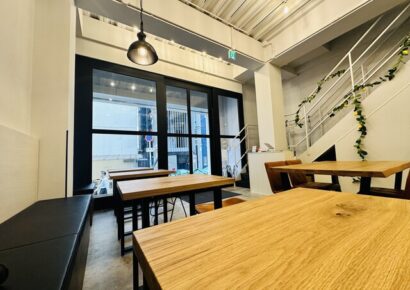 【美装カフェ】2フロアーで理想のお店をそのままスタート!!