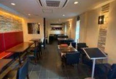 うなぎ屋居抜きの路面店(‘◇’)ゞ幅広い世代に人気の高槻です!!