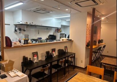 【駅近商店街】この立地でこの坪単!そして譲渡金ナシの居抜き一棟貸!!