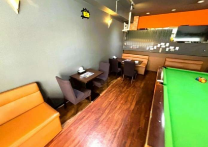 すぐに“お店を始めたい”方にぴったり！インド料理店居抜きの駅近路面物件✨