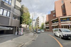 玉造稲荷神社の目の前！落ち着いた街で始める、1階テナントの新しいお店♪