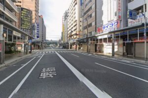 日本橋の街にハマる！「路面店＋車庫付き」で使い勝手も◎な1階テナント！