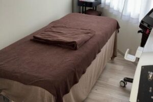 北新地徒歩圏内！エステサロン居抜きで、すぐに始めやすい店舗が登場♪